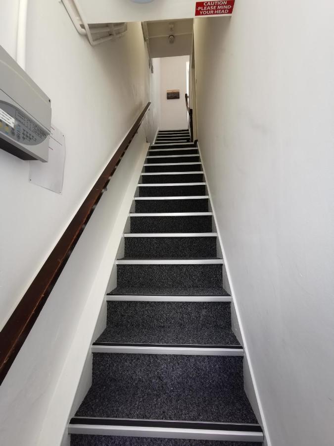Eldon Row - Stylish Character Apartments - Central Location 1 & 2 Bed Available Долгелай Екстериор снимка
