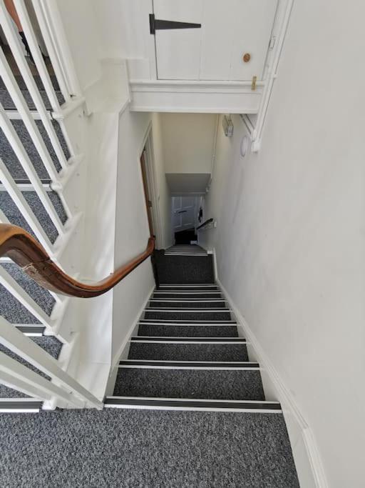 Eldon Row - Stylish Character Apartments - Central Location 1 & 2 Bed Available Долгелай Екстериор снимка