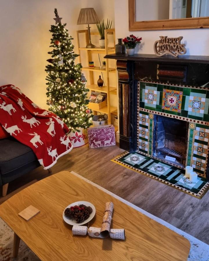 Eldon Row - Stylish Character Apartments - Central Location 1 & 2 Bed Available Долгелай Екстериор снимка